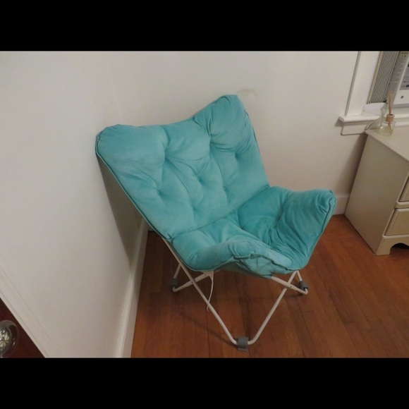 Bedroom Set - Picture 6 of 8